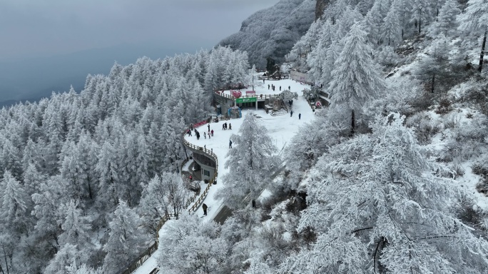 白石山雪2