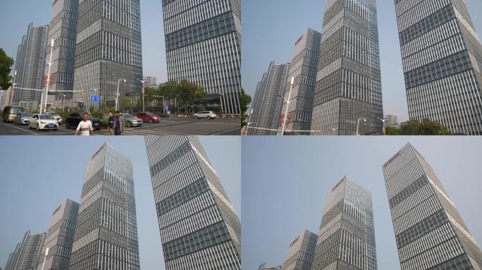 长沙市晴天市中心交通街人行横道慢动作全景4k中国