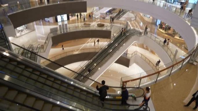 青岛市著名购物中心自动扶梯大厅全景4k中国