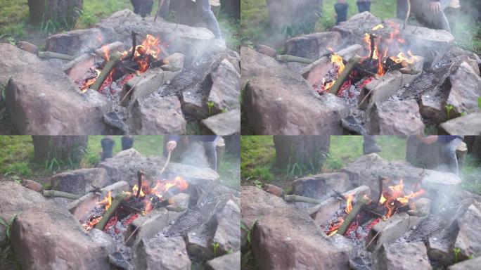 石头周围燃烧着火