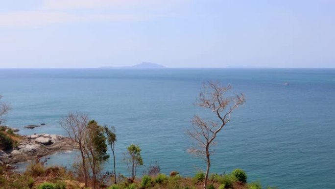 夏季从普吉岛的最高点到大海