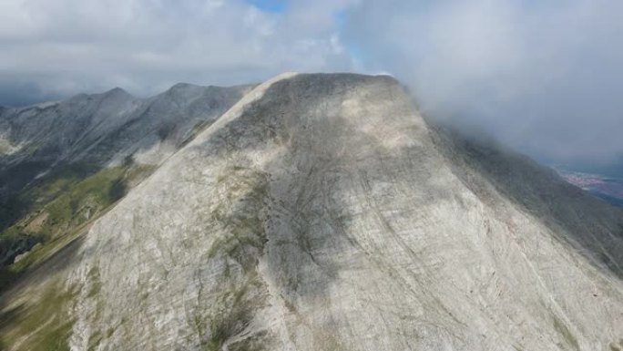 保加利亚皮林山维伦峰