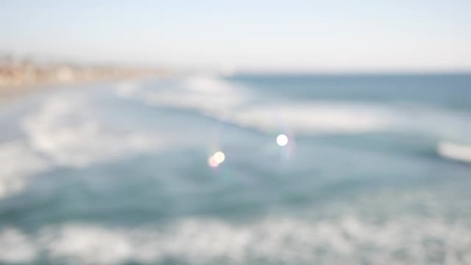 加利福尼亚州码头上的肥皂泡，模糊的夏季无缝循环背景。创造性的浪漫隐喻，梦想的概念，幸福和魔法。童年、