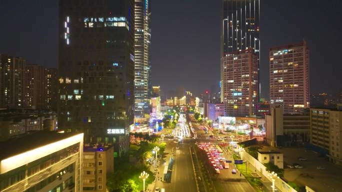 航拍昆明北京路夜景车流