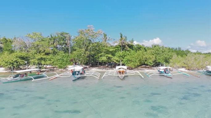 菲律宾巴拉望巴顿港热带岛屿的无人机拍摄