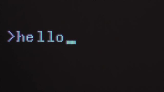 监视器屏幕是一个宏，HELLO WORLD标签是在黑色背景上输入的。