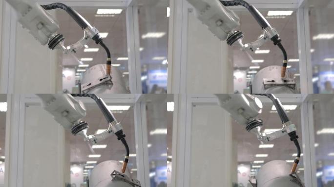用于气体金属电弧焊的工业焊接机器人在机器人展览会上