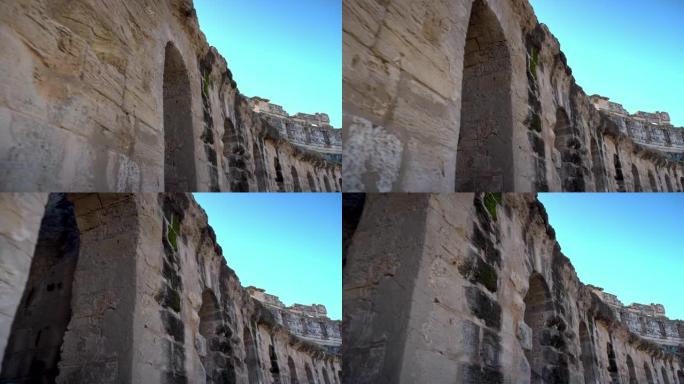 古罗马遗址。位于突尼斯El Jem的古代圆形剧场。沿着墙的通道。历史地标 ..