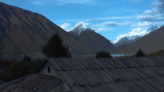 八一镇 西藏 青藏高原 圣湖巴松措度假村