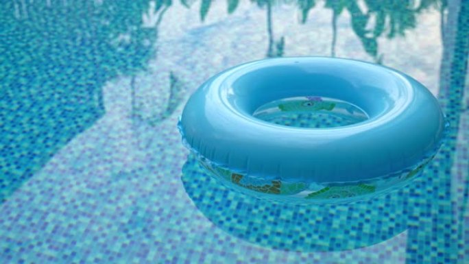 蓝色游泳池游泳圈
