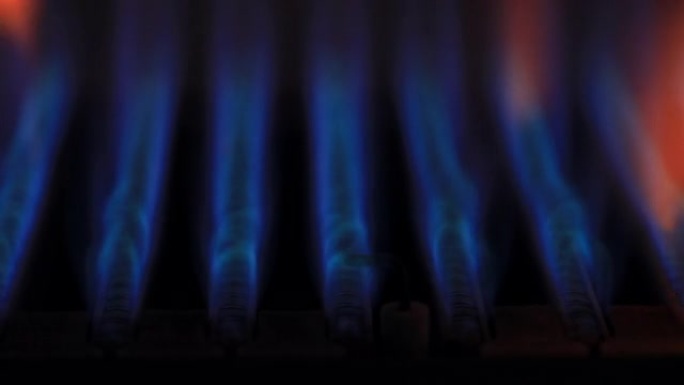 热水器炉内天然气的点火与燃烧