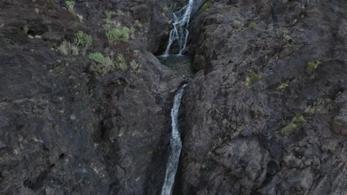 洛斯阿祖列霍斯的瀑布