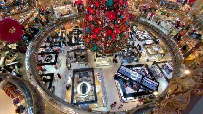 圣诞节期间，拉斐特购物中心地下的香水和化妆品商店，顶视图