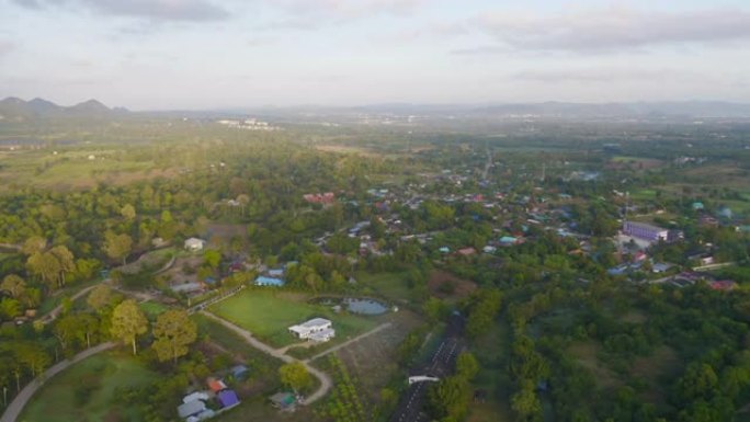 绿山酒店度假村的鸟瞰图。泰国Nakhon Ratchasima Khao Yai的自然景观背景。