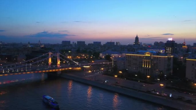 俄罗斯之夜日落莫斯科河湾krymsky桥公园kultury空中全景4k