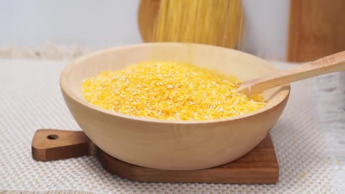 干玉米粉。谷物，玉米产品生产谷物的概念。