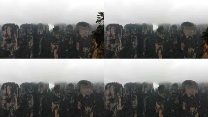 美丽的鸟瞰图在中国湖南张家界武陵源国家森林公园下雨的十英里自然画廊
