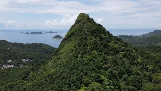 香港清水湾郊野公园高空垃圾峰，尖峰