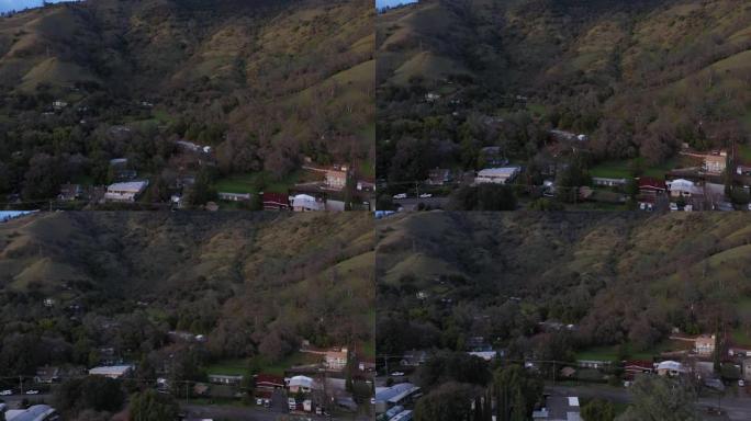 加州清晰湖无人机景观上的海滨住宅
