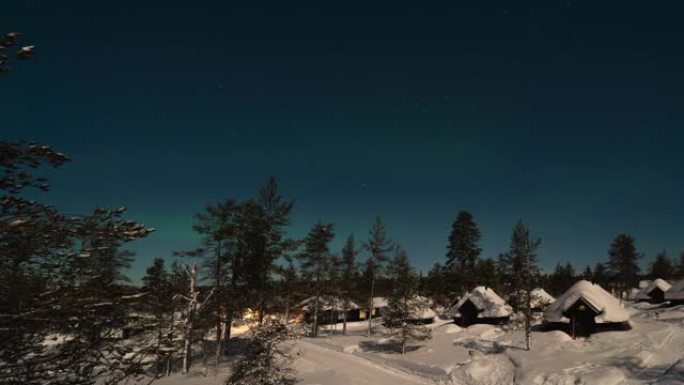 芬兰拉普兰igloo村的北极光延时视频。