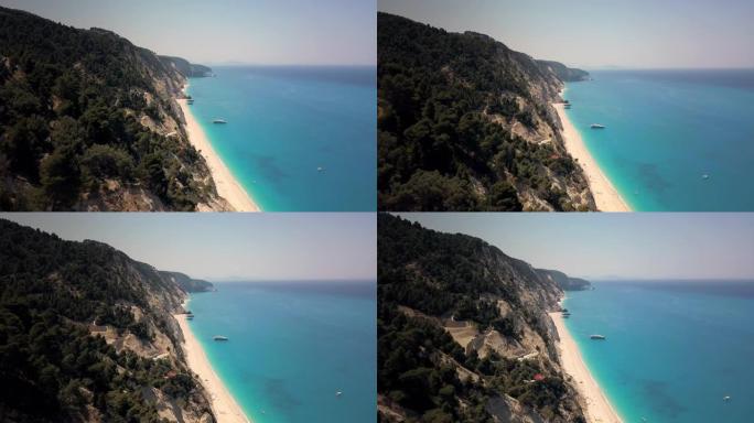 Egremni海滩和游艇的无人机视图