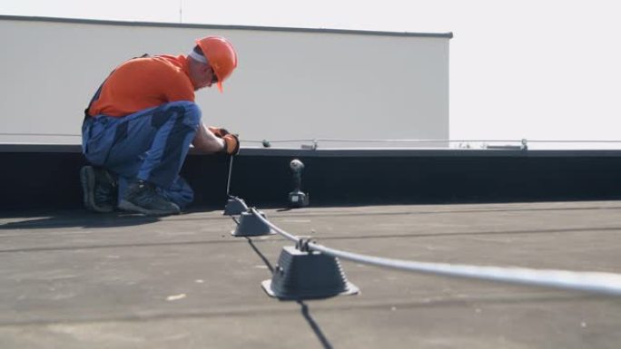 组装屋顶防雷系统杆