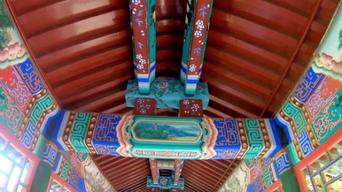 中国寺庙入口的建筑细节
