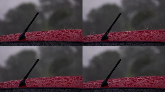 红色车顶下雨，慢动作