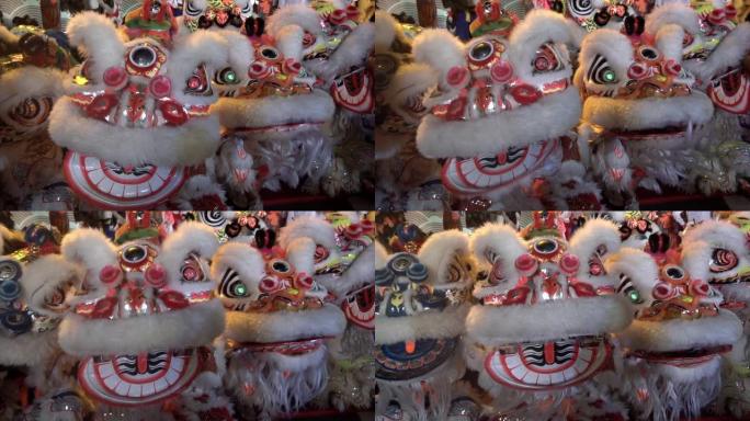 中国狮子组在新年节期间表演。