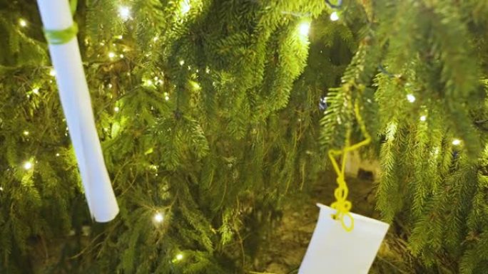 爱沙尼亚圣诞树上的挂饰