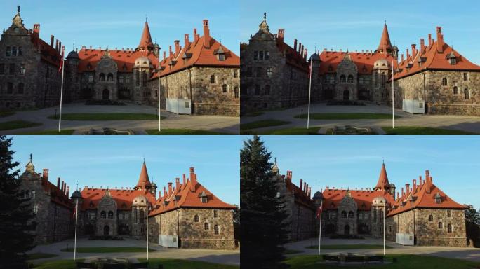 从俯视图上看拉脱维亚的塞斯文中世纪城堡。19世纪后期的庄园住宅，一座石头建筑，屋顶为棕色瓷砖。塞斯瓦