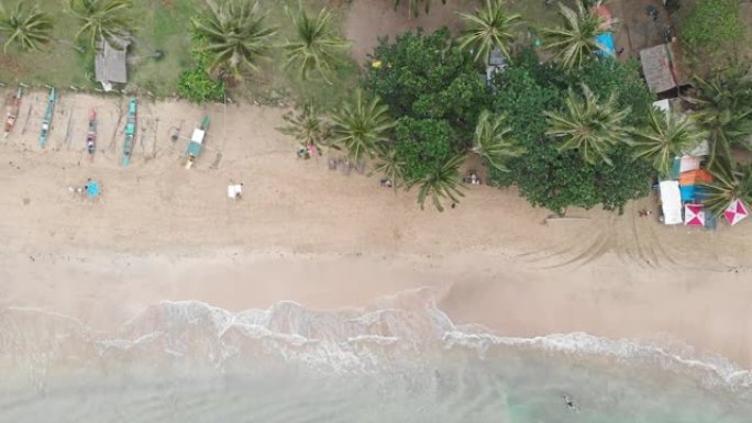 菲律宾巴拉望巴顿港热带岛屿的无人机拍摄