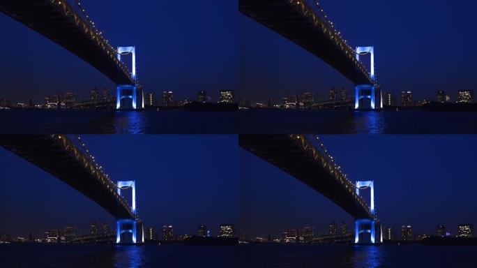 东京湾的巨大桥梁和海滨建筑