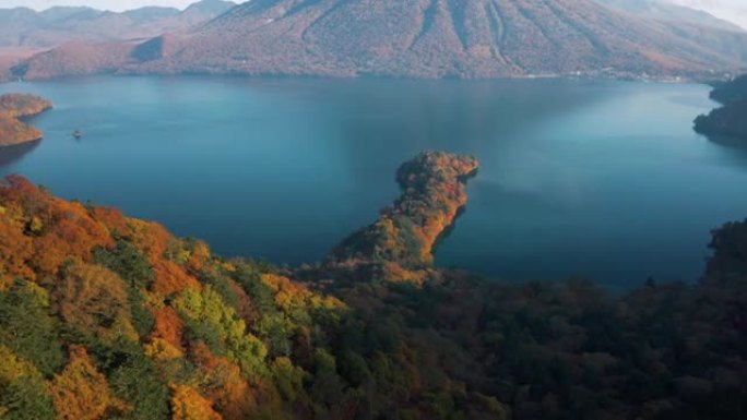 中禅寺湖和南台山