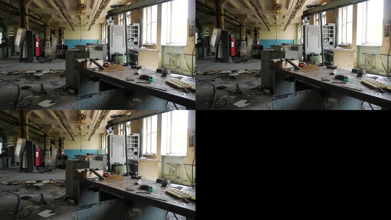 废弃的建筑内部。拆除前的旧厂房。