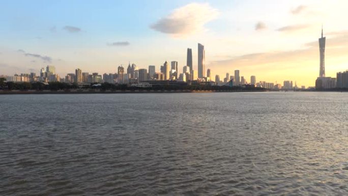 广州上午波光粼粼航拍广州广州城市空镜