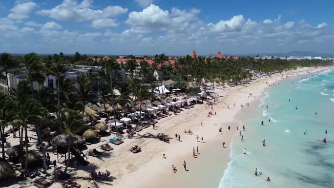 360度环视航拍鸟瞰蔚蓝加勒比海滩漫步