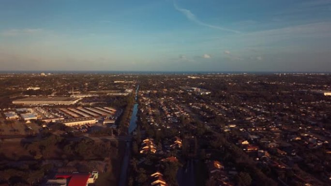 佛罗里达州中西部棕榈滩2021年1月的空中场景