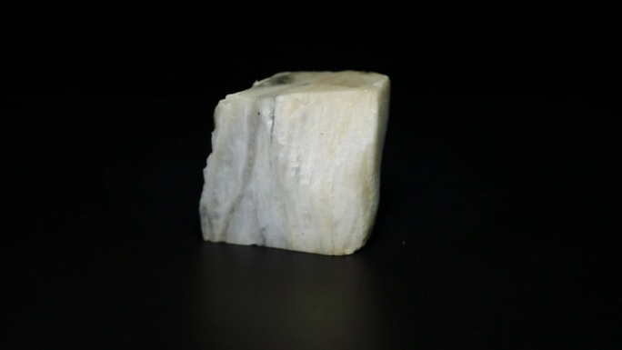 硅灰石矿石标本