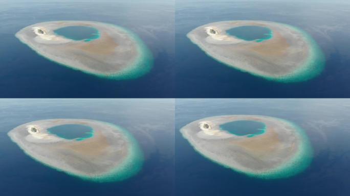 空中: 飞越印度尼西亚瓦卡托比国家公园田园诗般的环礁