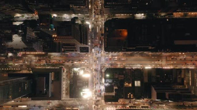 曼哈顿夜间交通的鸟瞰图4k