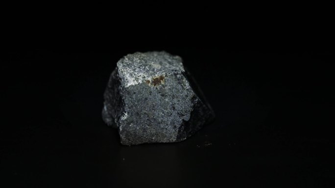 黑石含铜点矿石标本