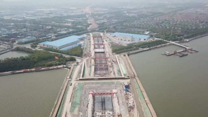 中国江苏省无锡市在建湖底隧道航拍照片