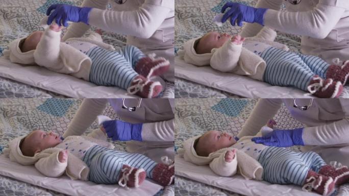家庭护理员。新型冠状病毒肺炎大流行期间，医生在家里拜访了一名新生婴儿。儿科医生对孩子进行例行体检。监