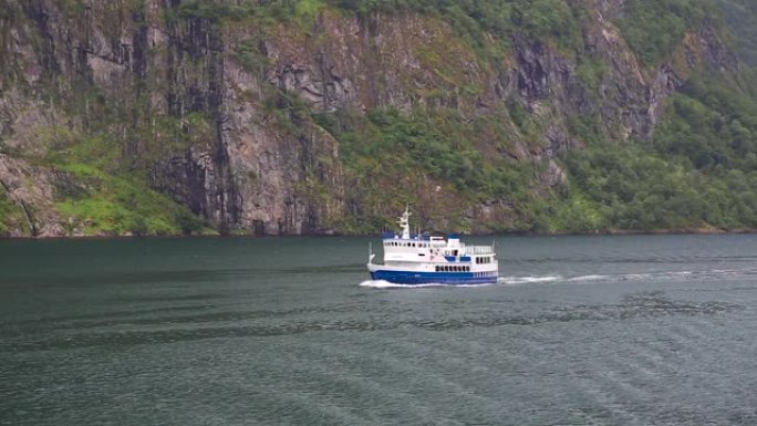 挪威出发的游轮旅游船
