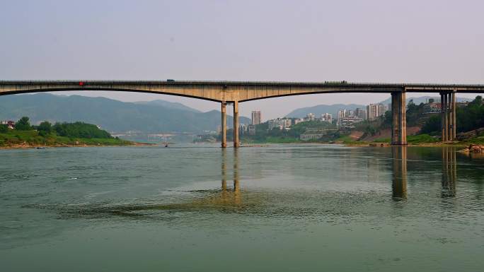 嘉陵江水和嘉陵江公路大桥