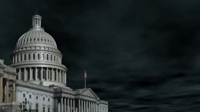 黑暗和戏剧性的暴风雨云和多次闪电击中在美国华盛顿特区的美国国会大厦圆顶