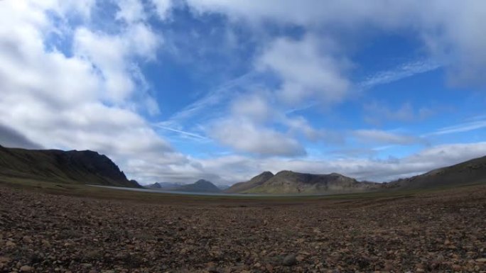 火山景观和惊人的云移动全景的时间流逝。冰岛，Laugavegur徒步旅行