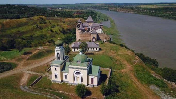 乌克兰霍京要塞旁的亚历山大·涅夫斯基教堂