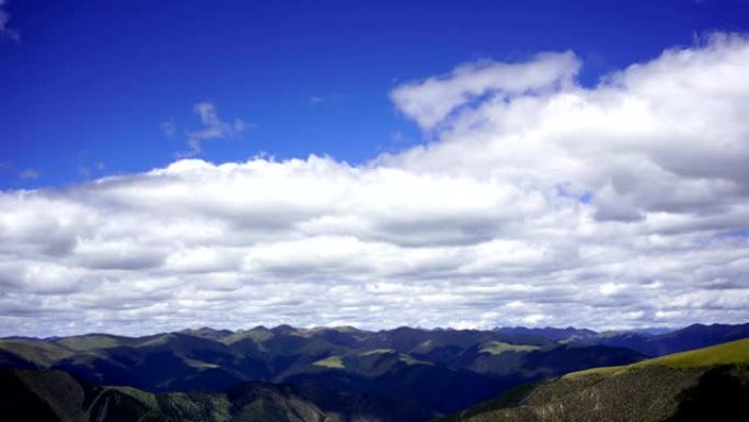 延时: 云与山景观